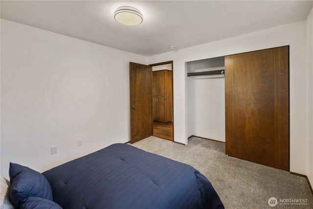 811 16Th Street NW, Puyallup, WA 98371