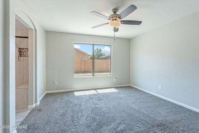 6443 W Elk Falls Way, Tucson, AZ 85757