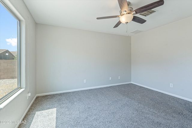 6443 W Elk Falls Way, Tucson, AZ 85757