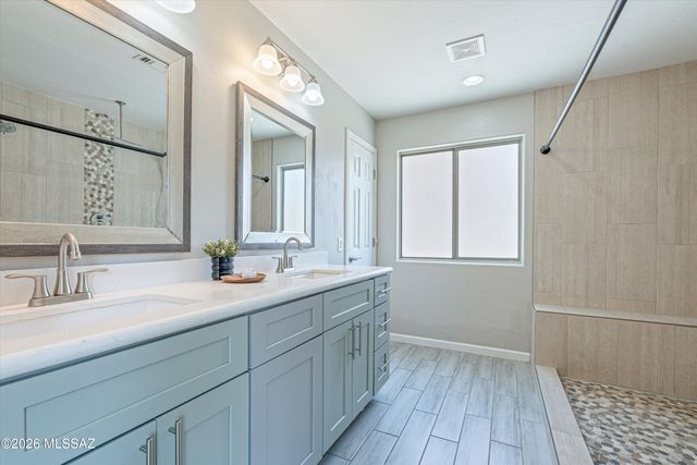 6443 W Elk Falls Way, Tucson, AZ 85757