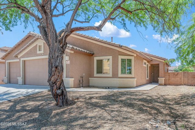 6443 W Elk Falls Way, Tucson, AZ 85757