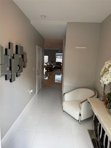 25265 SW 109th Ave 25265, Homestead, FL 33032