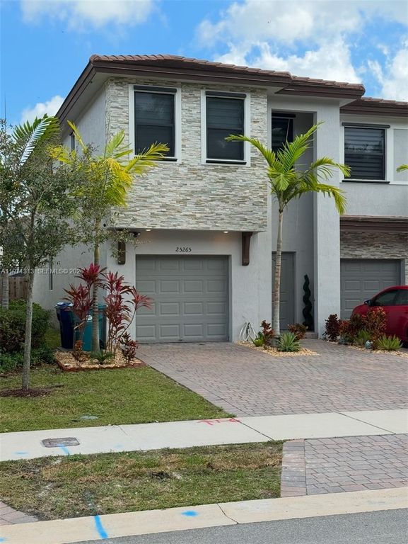 25265 SW 109th Ave 25265, Homestead, FL 33032