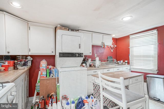 323 S MAIN ST, Woodstown, NJ 08098