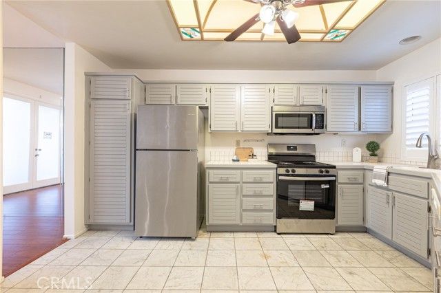 72 Vassar Aisle, Irvine, CA 92612