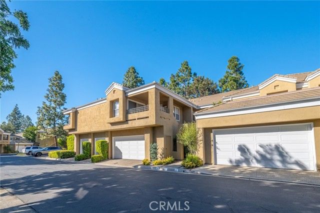 72 Vassar Aisle, Irvine, CA 92612