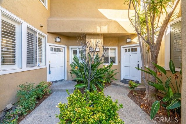 72 Vassar Aisle, Irvine, CA 92612