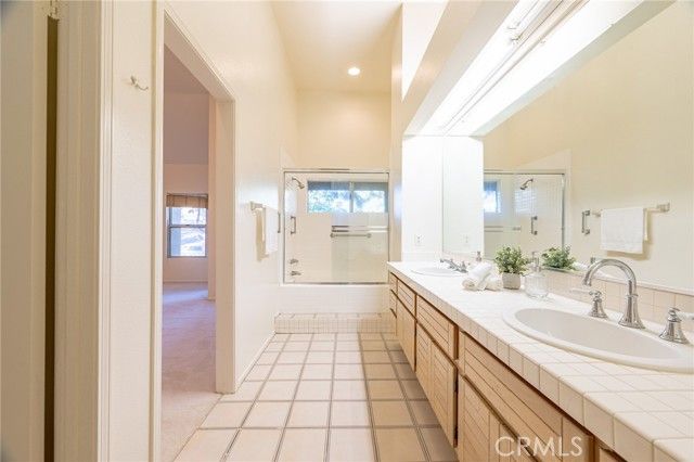 72 Vassar Aisle, Irvine, CA 92612