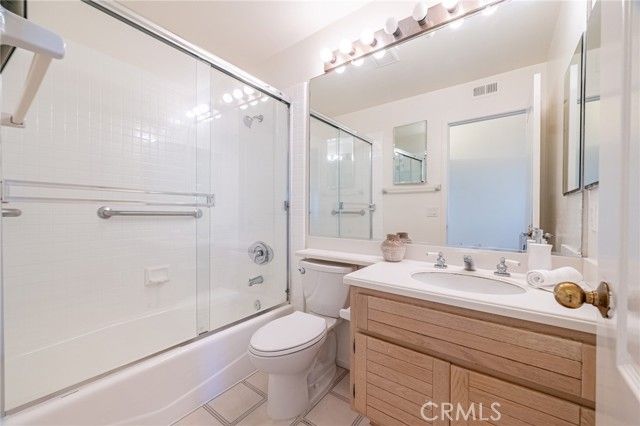 72 Vassar Aisle, Irvine, CA 92612