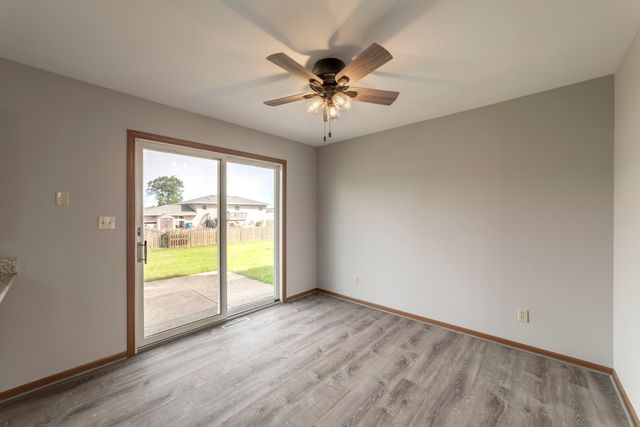 11712 S Magoun Drive, St. John, IN 46373
