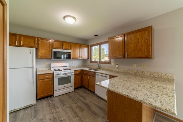 11712 S Magoun Drive, St. John, IN 46373