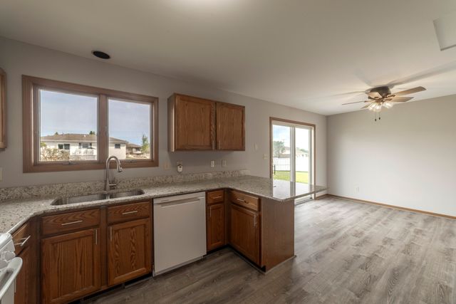 11712 S Magoun Drive, St. John, IN 46373