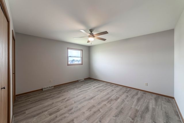 11712 S Magoun Drive, St. John, IN 46373