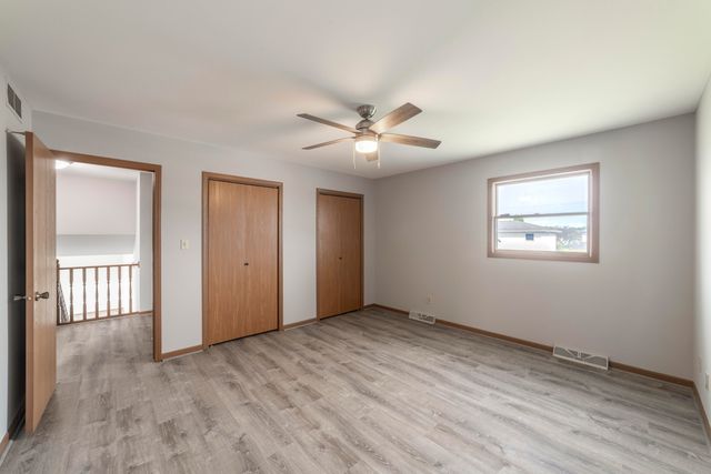 11712 S Magoun Drive, St. John, IN 46373