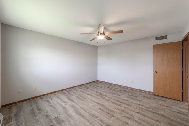 11712 S Magoun Drive, St. John, IN 46373