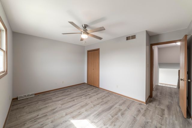 11712 S Magoun Drive, St. John, IN 46373