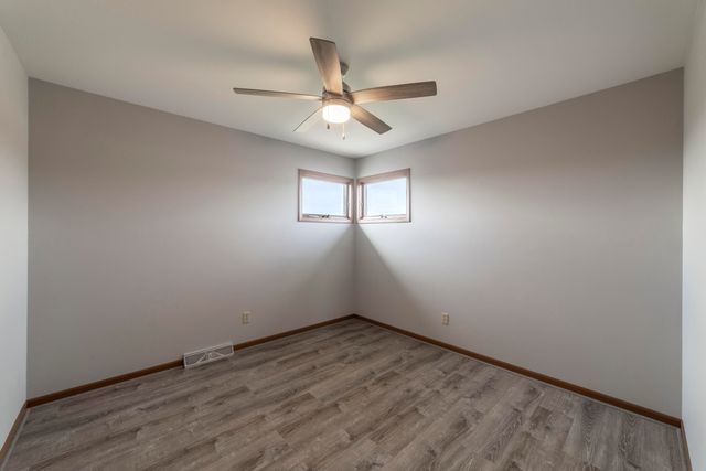 11712 S Magoun Drive, St. John, IN 46373