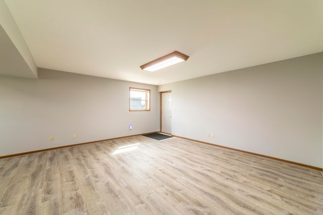 11712 S Magoun Drive, St. John, IN 46373