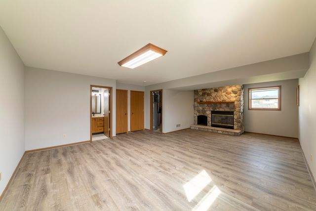 11712 S Magoun Drive, St. John, IN 46373
