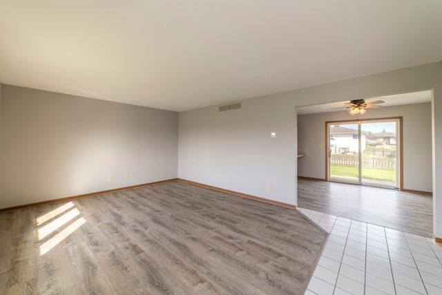 11712 S Magoun Drive, St. John, IN 46373