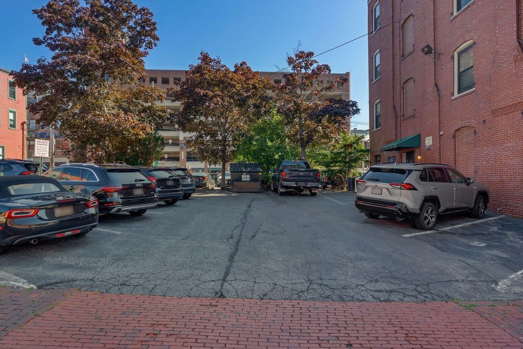 341 Fore Street 6, Portland, ME 04101 — photo 2