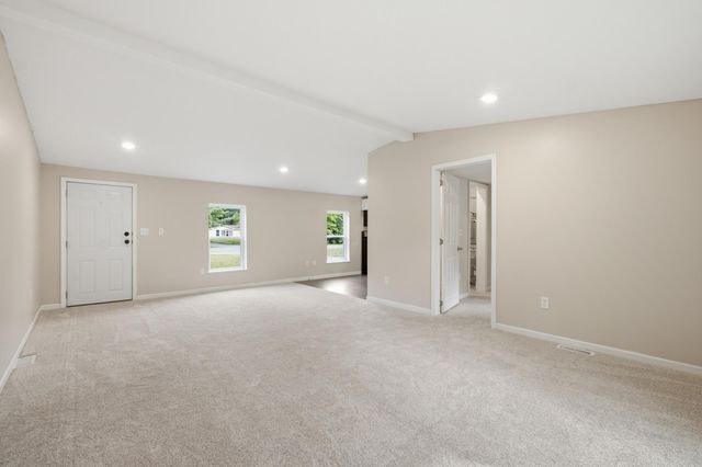 3461 Steiner Road, Fruitport, MI 49415