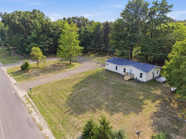 3461 Steiner Road, Fruitport, MI 49415