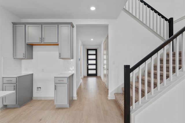 216 Mystic Canyon LN, Georgetown, TX 78628