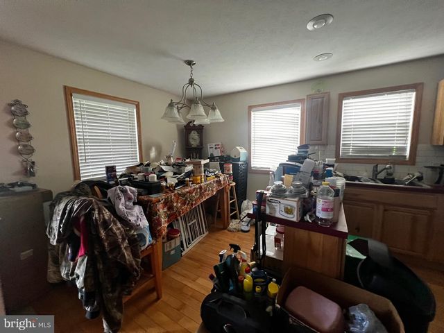 83 HARDWOOD DR, Mathias, WV 26812