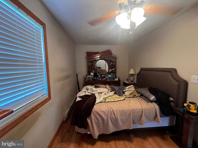 83 HARDWOOD DR, Mathias, WV 26812