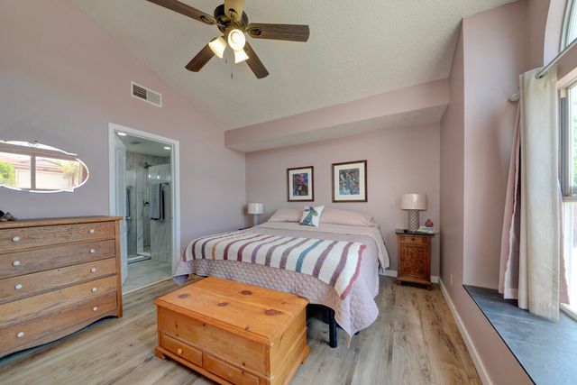 2404 Mosca Road NE, Rio Rancho, NM 87124