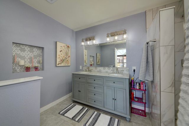 2404 Mosca Road NE, Rio Rancho, NM 87124