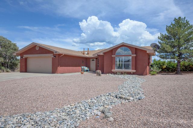 2404 Mosca Road NE, Rio Rancho, NM 87124