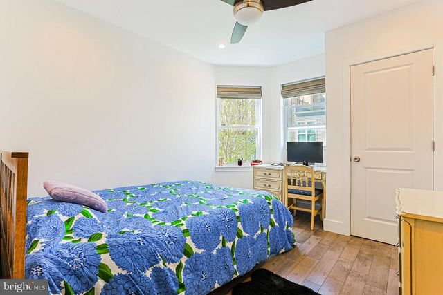 2325 W THOMPSON ST, Philadelphia, PA 19121