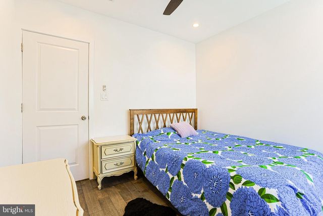 2325 W THOMPSON ST, Philadelphia, PA 19121