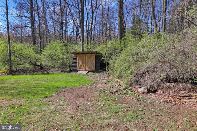 5053 LAKEWOOD DR, Mohnton, PA 19540