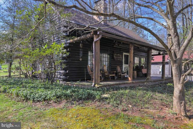 5053 LAKEWOOD DR, Mohnton, PA 19540