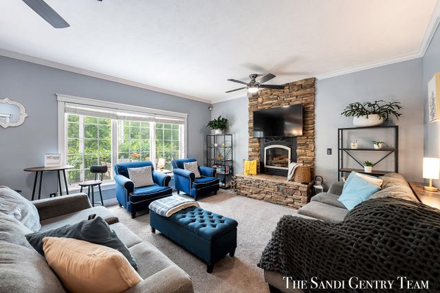 17 Boulder Drive, Norton Shores City, MI 49444