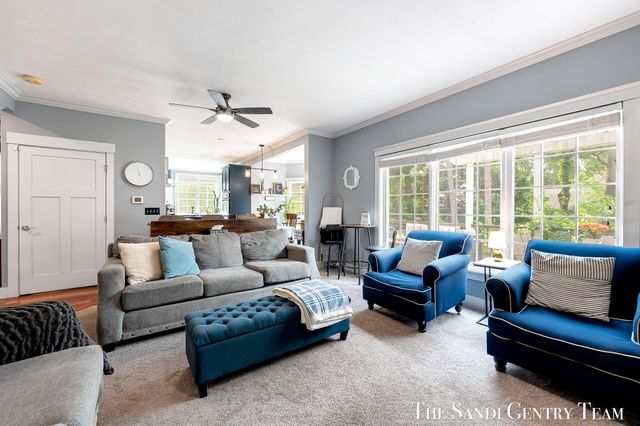 17 Boulder Drive, Norton Shores City, MI 49444