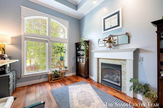 17 Boulder Drive, Norton Shores City, MI 49444