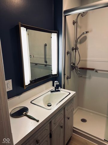 700 W 2nd Street W, Sheridan, IN 46069