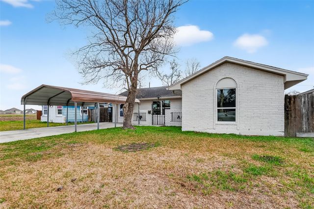 2003 Isla Drive, Pearland, TX 77581