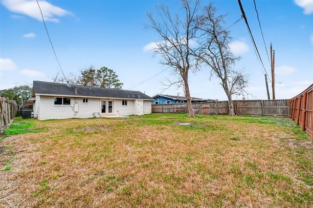 2003 Isla Drive, Pearland, TX 77581