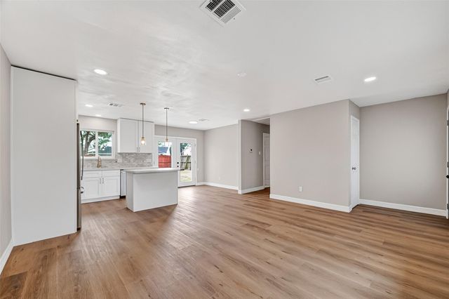 2003 Isla Drive, Pearland, TX 77581