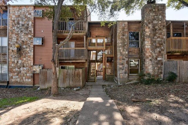 6903 Deatonhill DR 19, Austin, TX 78745