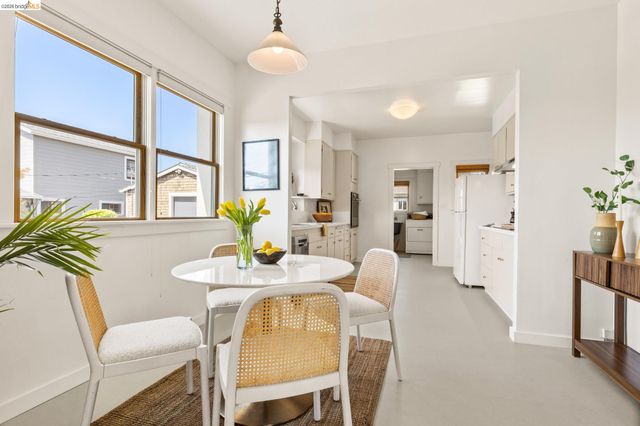2434 Wilbur St, Oakland, CA 94602