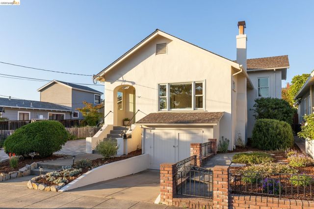 2434 Wilbur St, Oakland, CA 94602