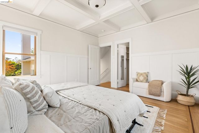 2434 Wilbur St, Oakland, CA 94602