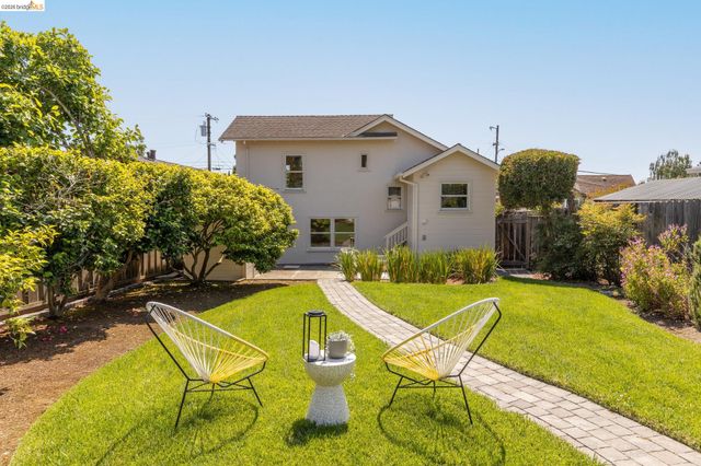 2434 Wilbur St, Oakland, CA 94602