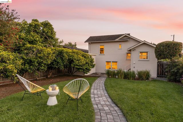 2434 Wilbur St, Oakland, CA 94602
